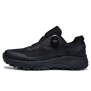 Black sneaker with close-up of Oxford cloth on a white background, featuring the baasploa brand.