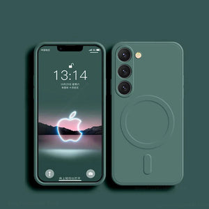 Matte magnetic silicone Samsung Galaxy with Magsafe silicone case on a dark green background