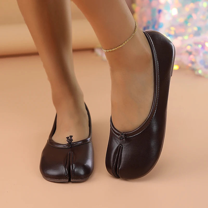 Women's artificial leather toe separator loafers with round toe and flat rubber sole