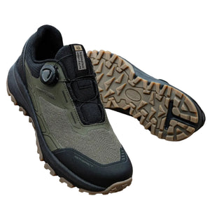 Hiking shoes on a rocky surface with 'baasploa' branding.