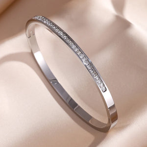 Sparkling zirconia stainless steel stackable bangle bracelet set for women