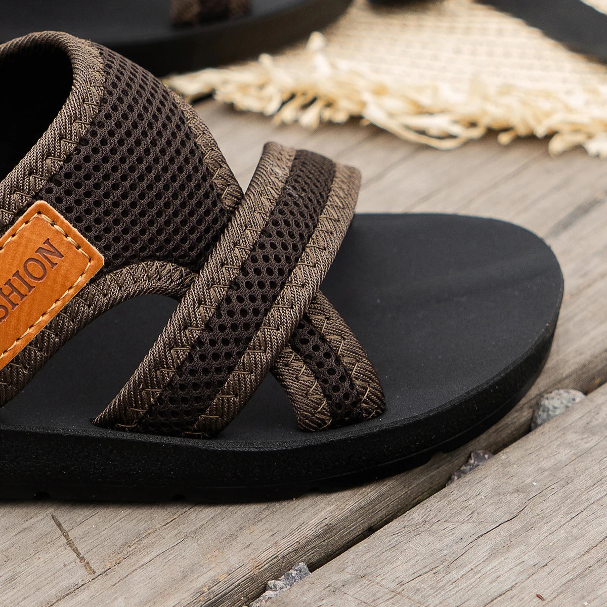 Women's Sandals, Mesh Breathable, Comfortable and Skin-Friendly, Suitable for Both Indoor and Outdoor Wear, Flat Sandals