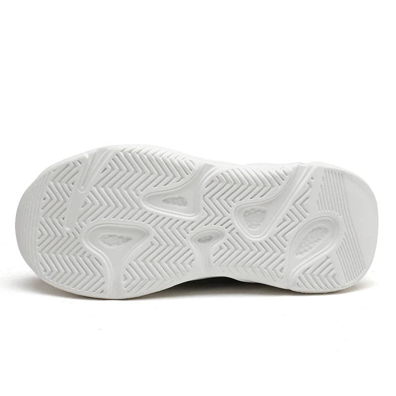 Kids' mesh running sneakers for boys and girls with breathable uppers and EVA soles